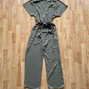 Forever 21 jumpsuit, size L